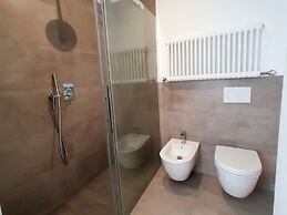 Design Central Apartment