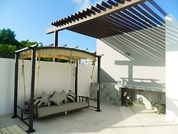 Luxury Townhouse Private Pool and Golf