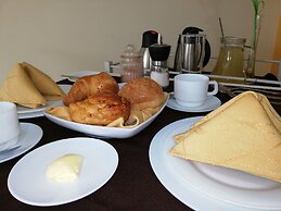 Victoria Suites Hostal