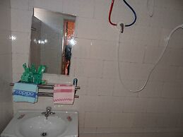 Tengchong Ginkgo Village Bencai Hotel