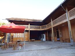 Tengchong Ginkgo Village Bencai Hotel