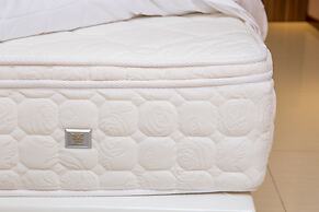 YOYO Apartment Jinrong Branch