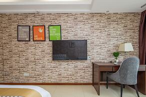 YOYO Apartment Jinrong Branch