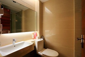 YOYO Apartment Jinrong Branch