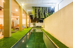 Kuta Suci Beach Hotel