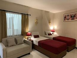 Kuta Suci Beach Hotel