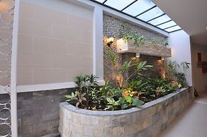 Grand Villa Residence