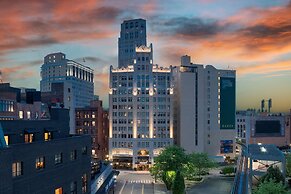 Element Detroit at the Metropolitan