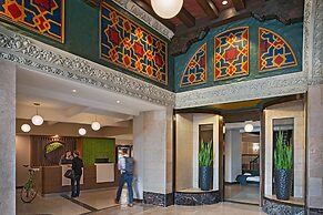 Element Detroit at the Metropolitan