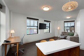 Element Detroit at the Metropolitan