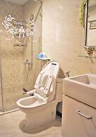 Forest Deer Black Tea Homestay