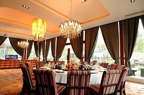 Langzhong Hirizon Hotel