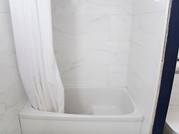 Caledonian Studio Flats