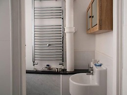 Caledonian Studio Flats