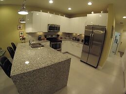 Aco63664 - Serenity - 3 Bed 3 Baths Townhouse