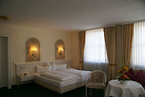 Arvena Reichsstadt Hotel