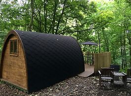 Broomhills Farm River Eco Pods