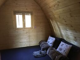 Broomhills Farm River Eco Pods