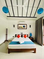 Hotel Athgira