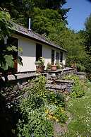 Cwm Irfon Lodge Cottages