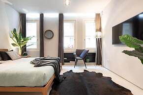 Officine Cavour Apartments