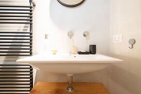 Officine Cavour Apartments