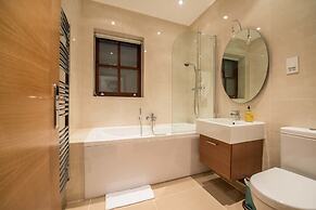 Hampden Apartments - The Catherine
