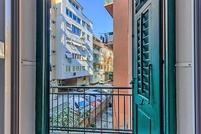 Split Urban Rooms III