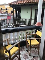 Hostal 1811 - Hostel