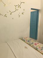 Hostal 1811 - Hostel