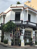 Hostal 1811 - Hostel