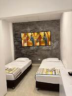 Hostal 1811 - Hostel