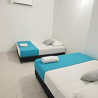 Hostal 1811 - Hostel