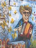 Hostal 1811 - Hostel