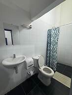 Hostal 1811 - Hostel