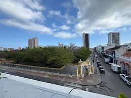 Hostal 1811 - Hostel