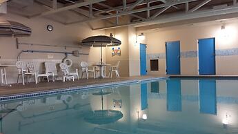 GrandStay Hotel & Suites Hastings