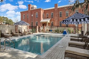 Amelia Schoolhouse Inn