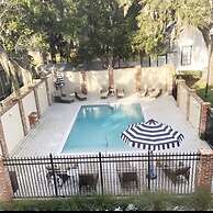 Amelia Schoolhouse Inn