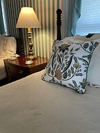 River House Inn Bed & Breakfast