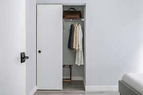 Sonder by Marriott Bonvoy The Plymouth Apartments Loop