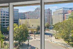 Placemakr Dupont Circle