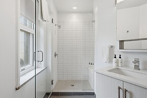 Placemakr Dupont Circle