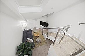 Placemakr Dupont Circle