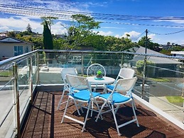 Sea view guest house