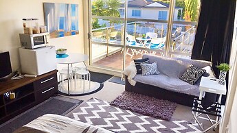 Sea view guest house