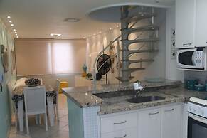 Pé na areia do Guarujá - Praia do Tombo (12F)