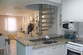 Pé na areia do Guarujá - Praia do Tombo (12F)