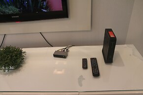 Pé na areia do Guarujá - Praia do Tombo (12F)