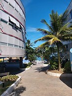 Pé na areia do Guarujá - Praia do Tombo (12F)